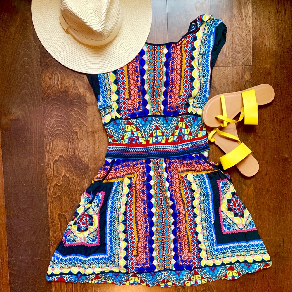 Warehouse Aztec Print Dress 👗 with Pockets!